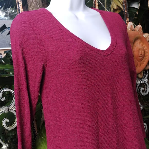 Bobeau collection ribbed raspberry asymmetrical top, Xsmall - Picture 2 of 4